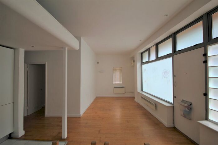 2 Bedroom Flat To Rent In Cheshire Street, Shoreditch E2