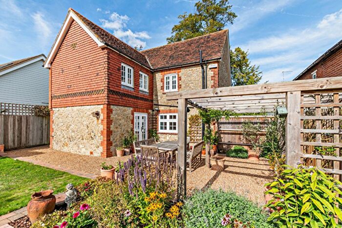 4 Bedroom Detached House For Sale In Teston Road, Offham, West Malling, Kent, ME19