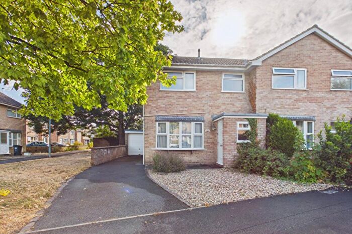 3 Bedroom Semi-Detached House For Sale In Freshmoor, Clevedon, North Somerset, BS21