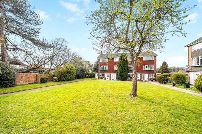 2 Bedroom Maisonette For Sale In Clareville Road, Orpington, Kent, BR5