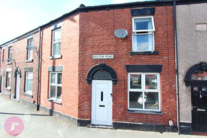 3 Bedroom Terraced House To Rent In Bolton Road, Sudden, Rochdale, OL11