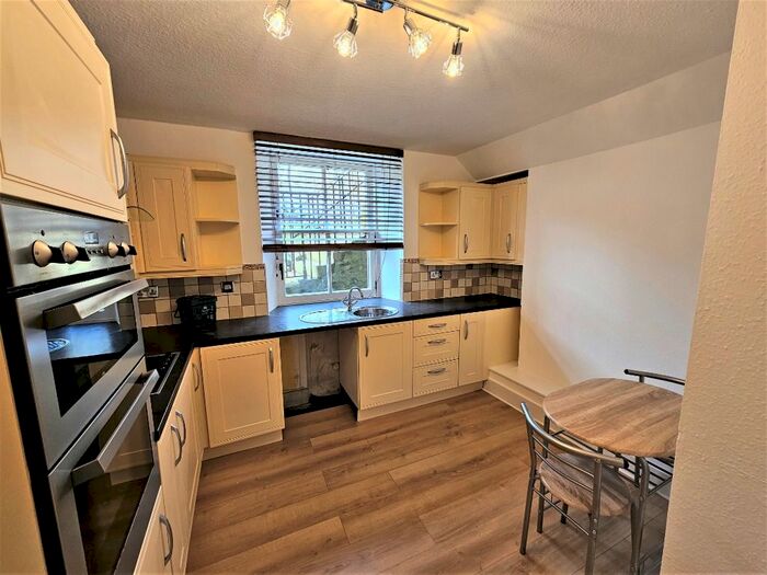 1 Bedroom Flat To Rent In Crown Street, City Centre, Aberdeen, AB11
