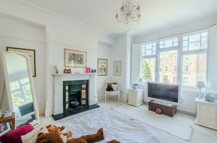 4 Bedroom House To Rent In Lee Terrace, Blackheath, London, SE3