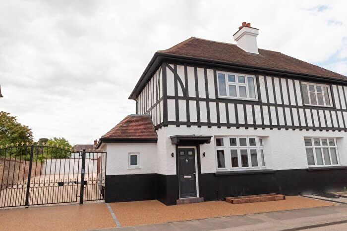 3 Bedroom Semi-Detached House To Rent In Church Street, Baldock, SG7