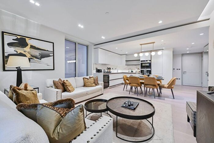 3 Bedroom Flat To Rent In Garrett Mansions, Paddington, London, W2