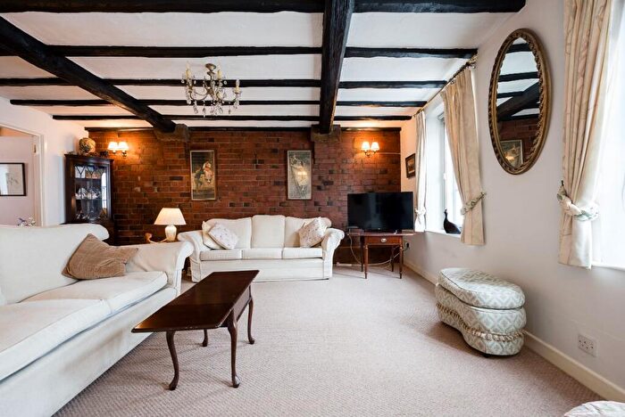 3 Bedroom Coach House For Sale In Old Coach House, New Street, Ross-on-Wye, HR9