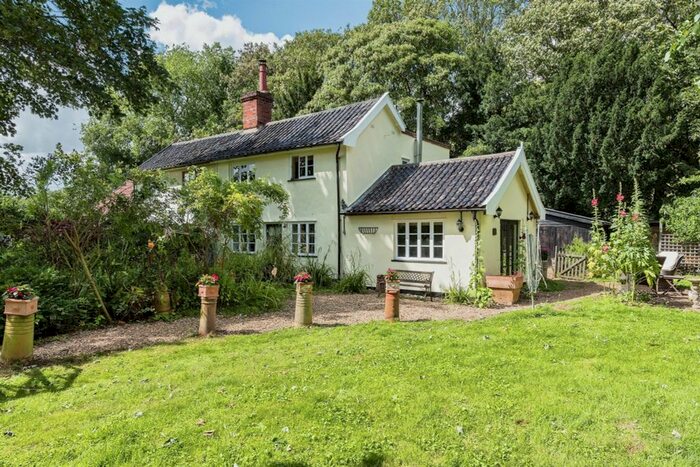 2 Bedroom Semi-Detached House For Sale In Rectory Road, Brome, Eye, IP23