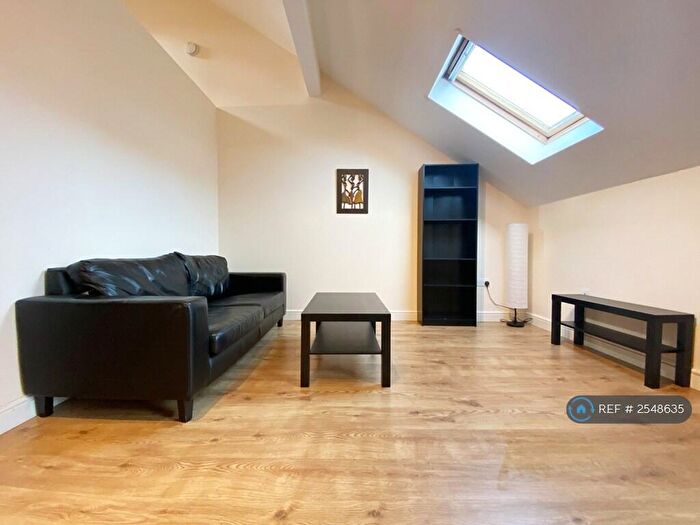 1 Bedroom Flat To Rent In Fosse Road North, Leicester, LE3