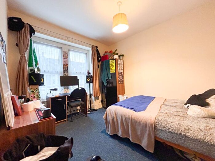 4 Bedroom Terraced House To Rent In Boston Road, Horfield, Bristol, Somerset, BS7