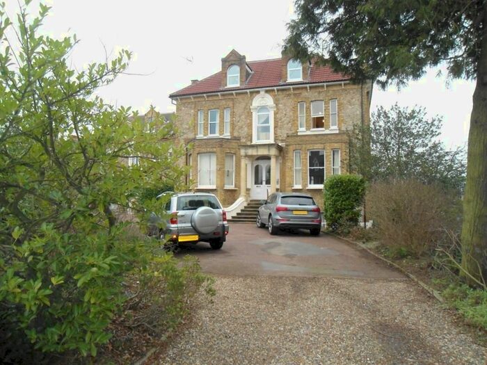 1 Bedroom Flat To Rent In Bayham Road, Sevenoaks, TN13
