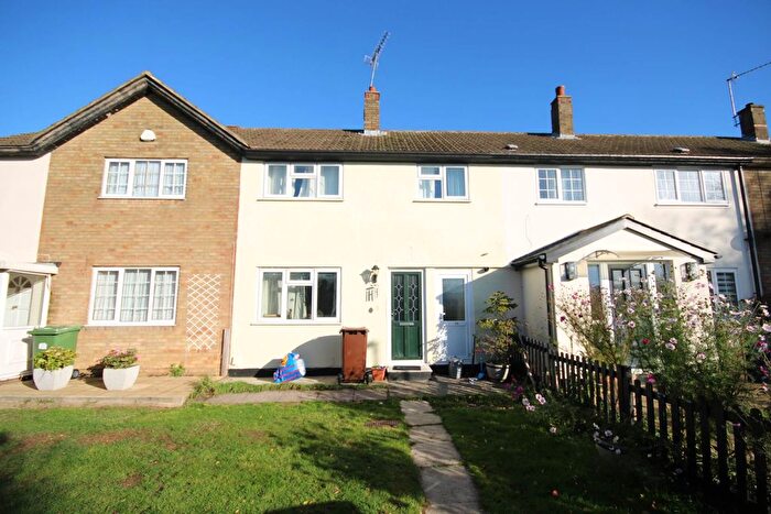 3 Bedroom Terraced House For Sale In Cherry Tree Lane, Potters Bar, EN6