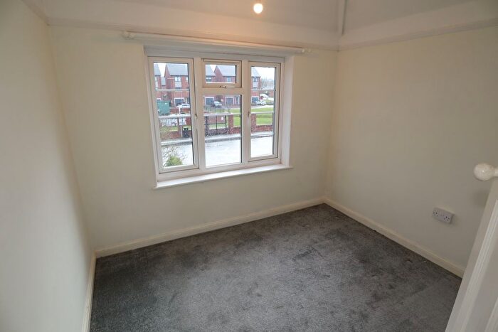 2 Bedroom Flat To Rent In Boultham Park Road, Lincoln, LN6