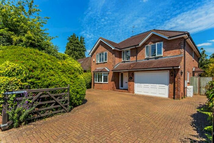 5 Bedroom Detached House To Rent In Simons Walk, Englefield Green, Egham, TW20