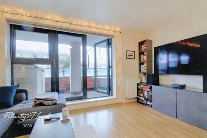 1 Bedroom Apartment For Sale In Mostyn Grove, London, E3