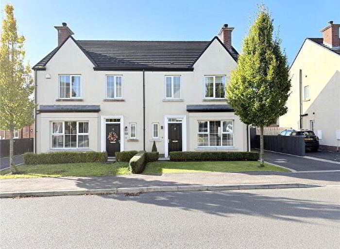 3 Bedroom Semi-Detached House For Sale In Foxfield Park, Magherafelt, BT45