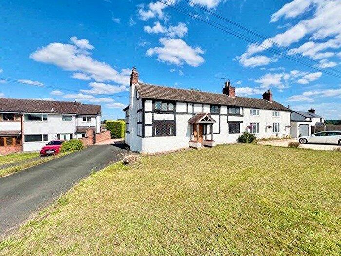 3 Bedroom Semi-Detached House For Sale In Commonside, Stourport-on-Severn, Worcestershire, DY13