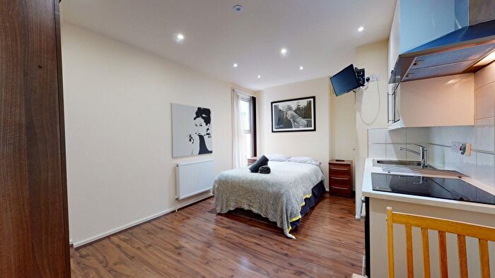 Studio To Rent In Cranhurst Road, London, NW2
