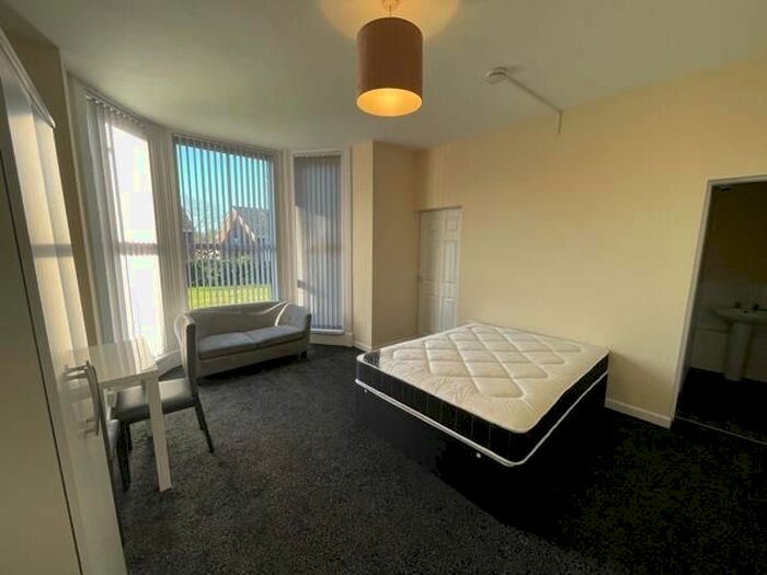 1 Bedroom Studio To Rent In Stourbridge Road, Kidderminster DY10