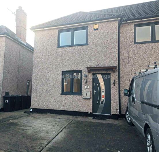 4 Bedroom Semi-Detached House To Rent In Swift Gardens, Lincoln, LN2