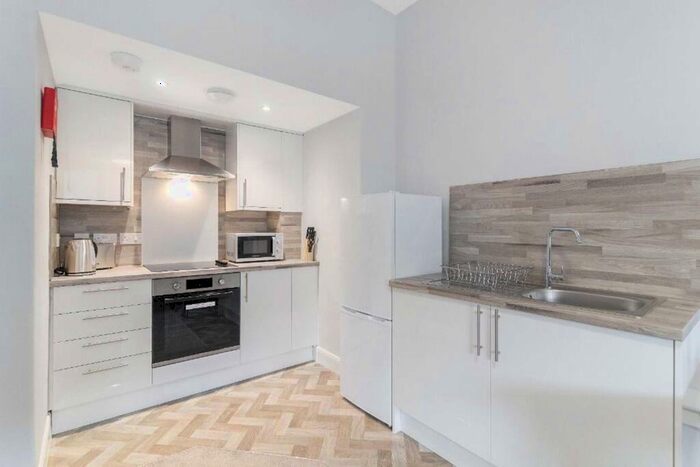 1 Bedroom Terraced House To Rent In Thornfield Road, London, W12