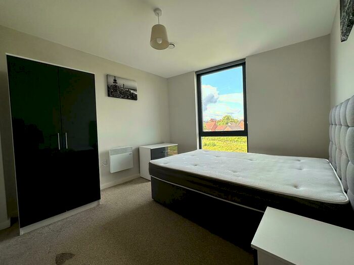 3 Bedroom Apartment To Rent In Adelphi Street, Salford, M3