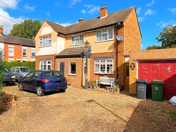 3 Bedroom Detached House For Sale In North Street, Syston, LE7