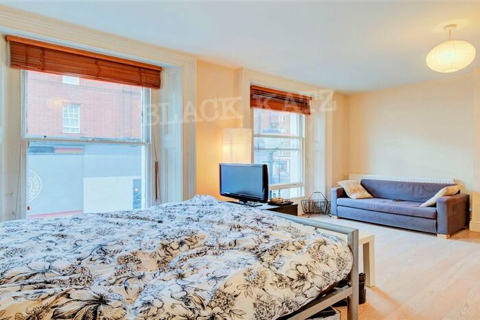 Studio To Rent In Abingdon Road, London, W8