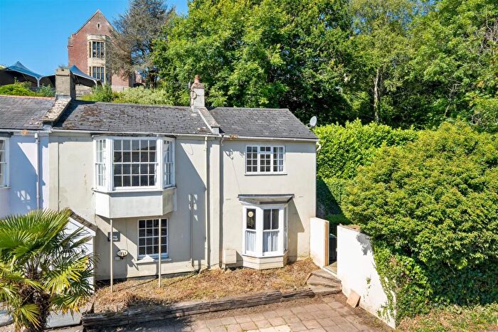 4 Bedroom End Of Terrace House For Sale In Uplyme Road, Lyme Regis, DT7