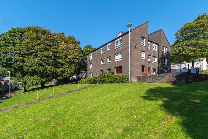 2 Bedroom Flat To Rent In Nobleston Estate, Alexandria, G83