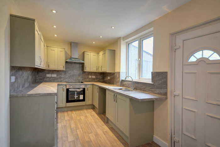 3 Bedroom Semi-Detached House To Rent In Shortbank Road, Skipton, BD23