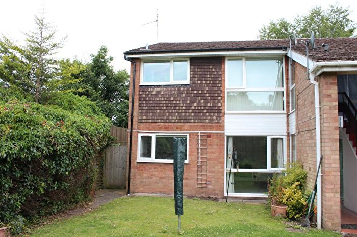 2 Bedroom Maisonette To Rent In Maxstoke Close, Meriden, Coventry, West Midlands, CV7