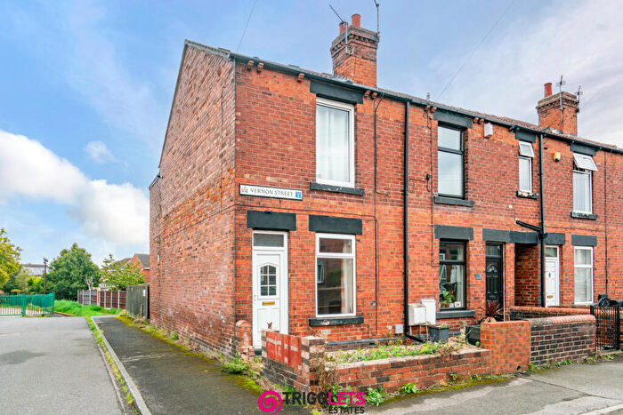 2 Bedroom End Of Terrace House For Sale In Vernon Street, Birdwell, Barnsley, S70