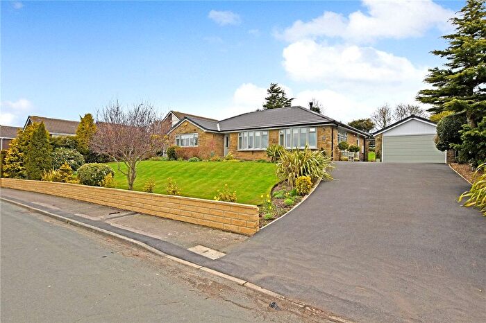 3 Bedroom Bungalow For Sale In Woodlands Road, Batley, West Yorkshire, WF17