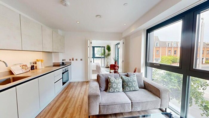 Apartment To Rent In Aspire, Herschel Street, Slough, SL1