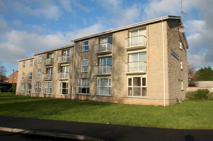 1 Bedroom Flat To Rent In Woodbury Avenue, Wells, BA5
