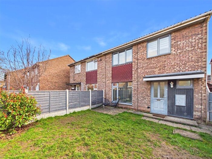 3 Bedroom Semi Detached House For Sale In Joyner Road, Cheltenham, Gloucestershire, GL51