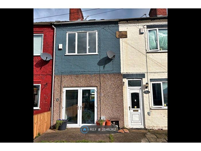 3 Bedroom Terraced House To Rent In Crown St, Chesterfield, S43