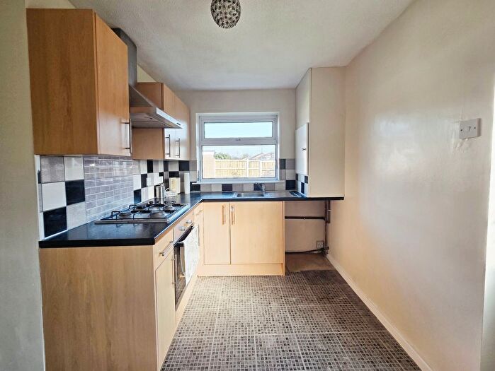 2 Bedroom Bungalow For Sale In Rothbury Way, Brinsworth, Rotherham, S60