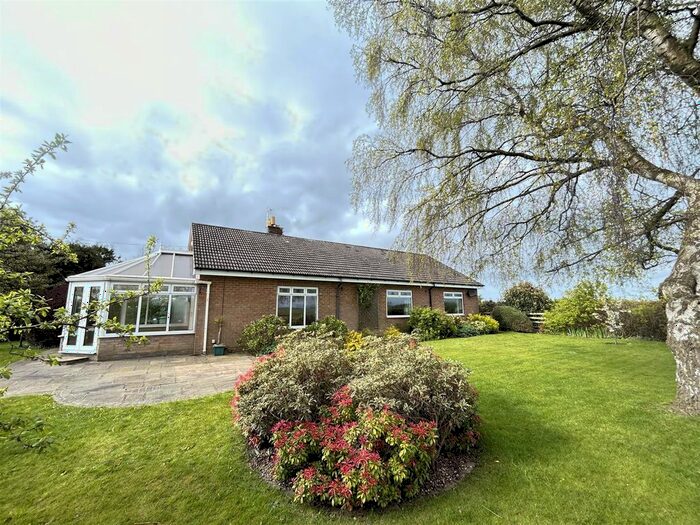 3 Bedroom Detached Bungalow To Rent In Dalton On Tees, Darlington, DL2