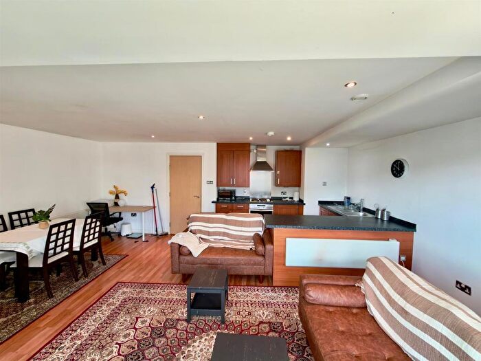 2 Bedroom Flat To Rent In , Albion Street, Leeds, LS2