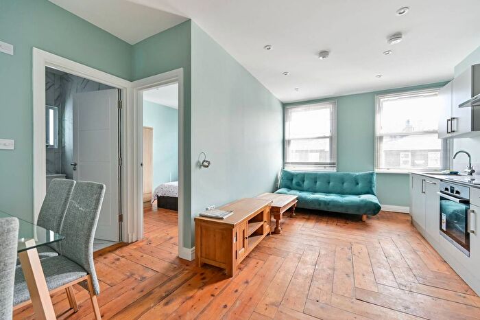 1 Bedroom Flat To Rent In Twickenham Road, Isleworth, TW7