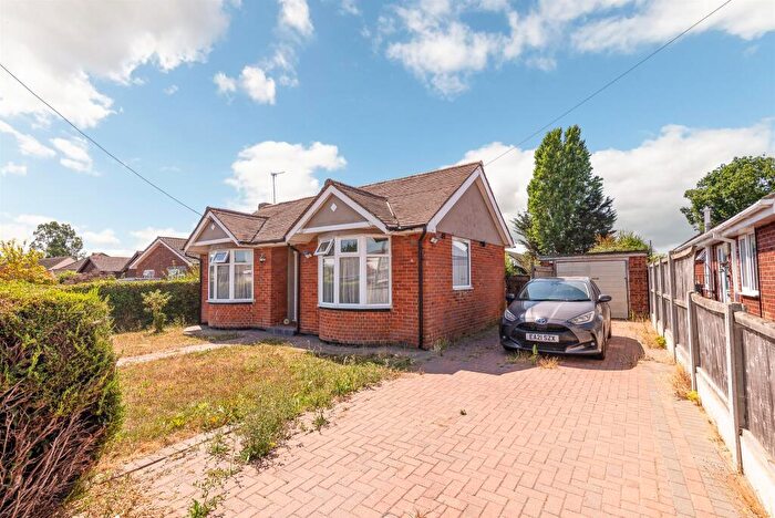 2 Bedroom Detached Bungalow For Sale In The Drive, Mayland, Chelmsford, CM3