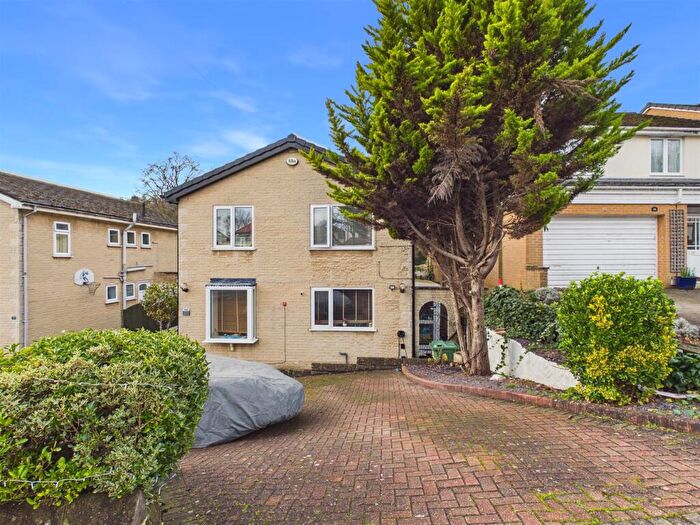 4 Bedroom Detached House For Sale In Dobcroft Road, Millhouses, Sheffield, S7