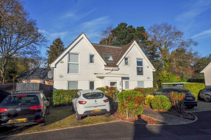 2 Bedroom Apartment To Rent In Louise Court, Corfe Mullen, Wimborne, BH21