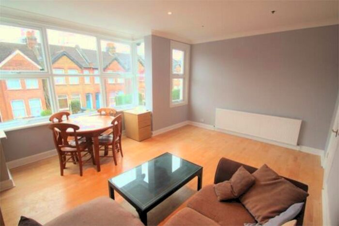 2 Bedroom Flat To Rent In Rosslyn Crescent Harrow, Middlesex, HA1