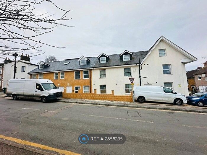 Studio To Rent In Melville Road, Maidstone, ME15