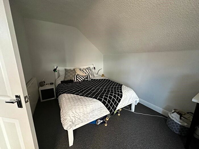 3 Bedroom Semi-detached House To Rent In Melbourne Road, West Bridgford, NG2