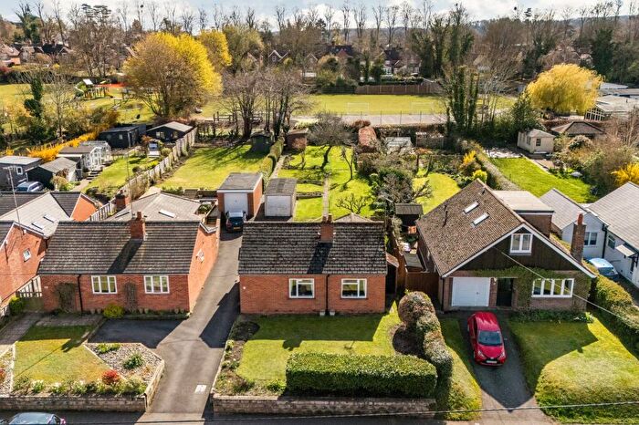 3 Bedroom Detached House For Sale In Elvendon Road, Goring, RG8