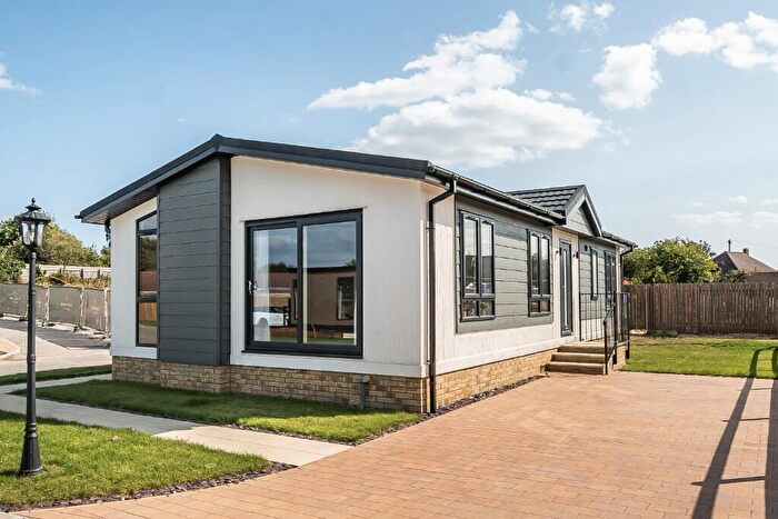 2 Bedroom Park Home For Sale In Wick Lane, Christchurch, BH6