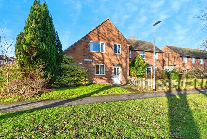 4 Bedroom Semi Detached House For Sale In Finchale Road, Durham, DH1